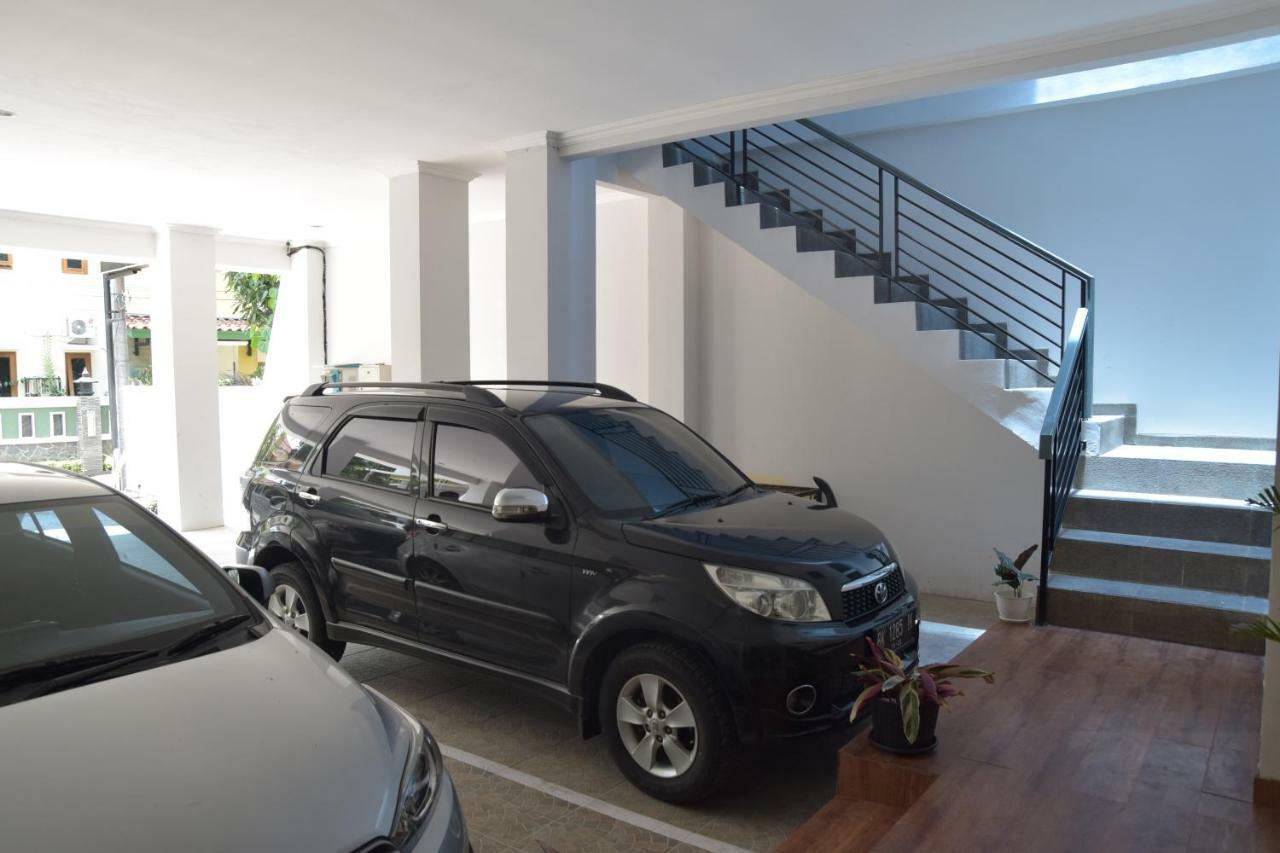 Grhatama Guest House Kejayan Экстерьер фото